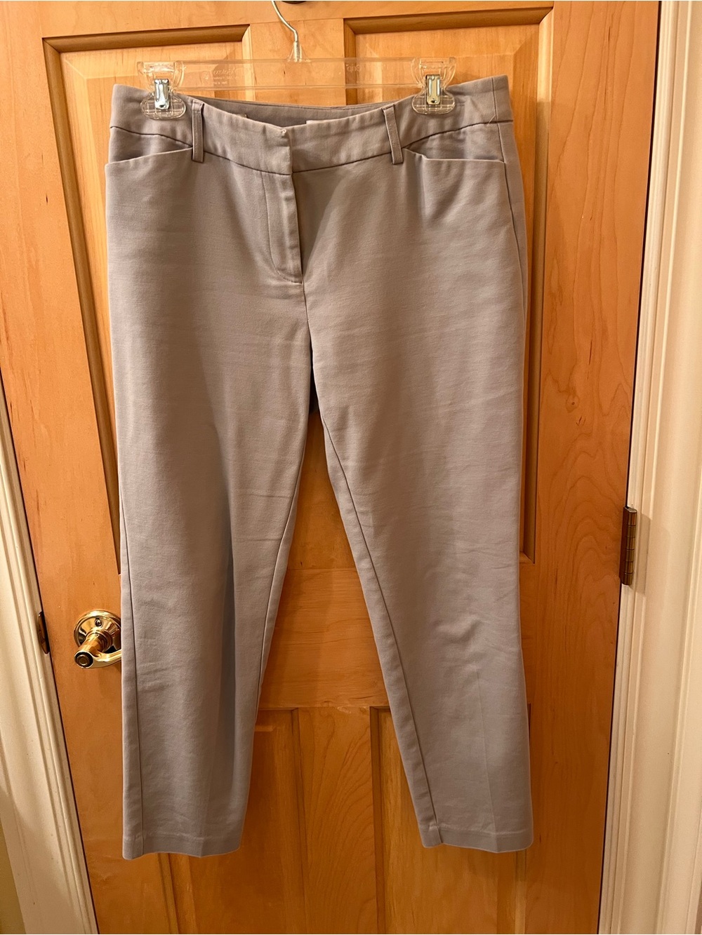 Liz Claiborne Ankle Pants in Light Gray